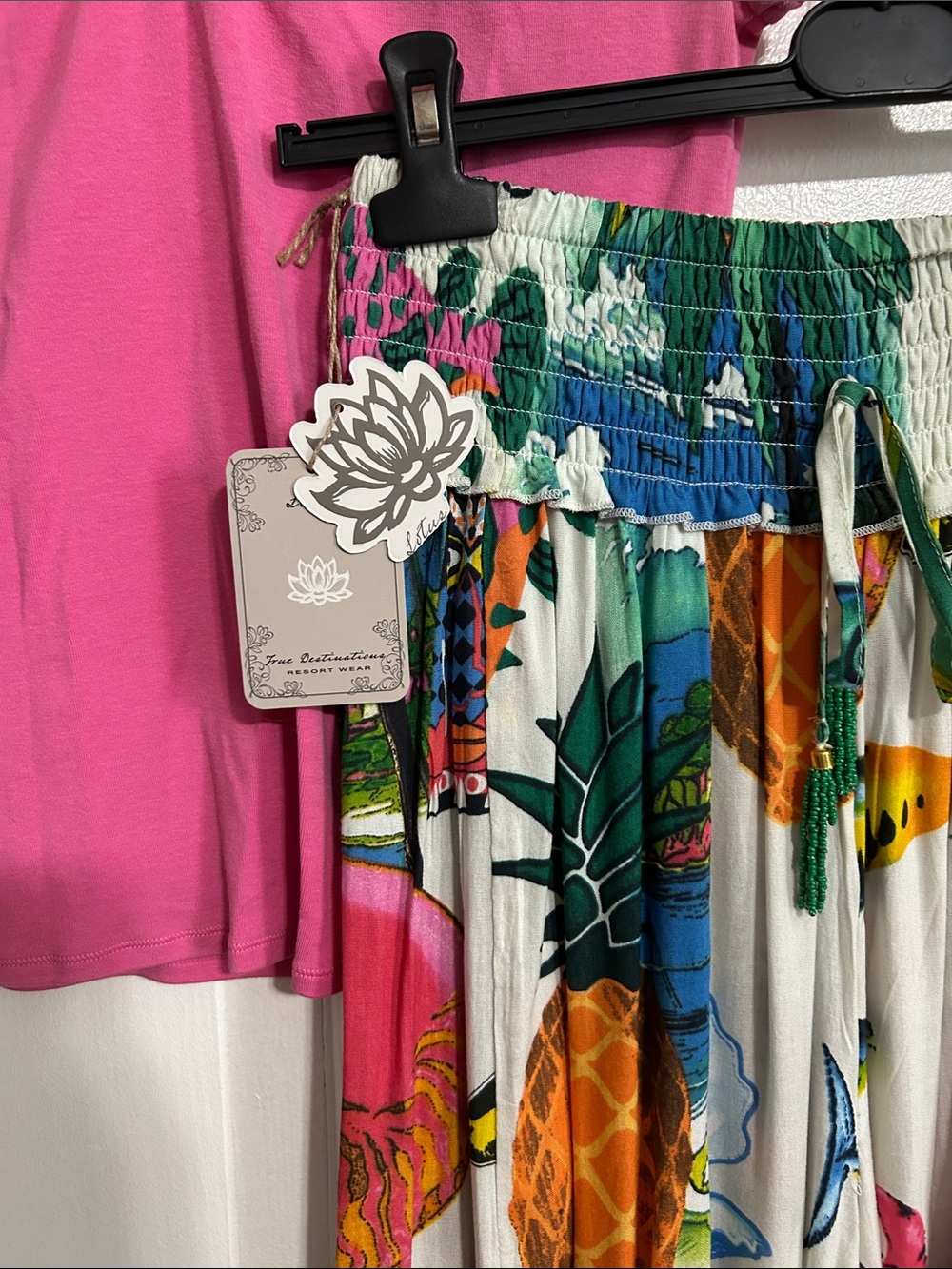 NWT • TRUE DESTINATIONS • Wide-Leg Tropical Print Pineapple Palazzo Pants - Picture 8 of 13